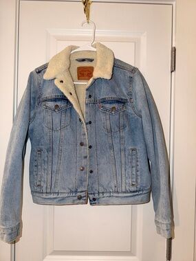 Levi's Light Blue Denim Sherpa-Lined Jean Jacket